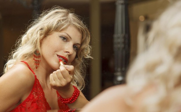 Lipstick supplier