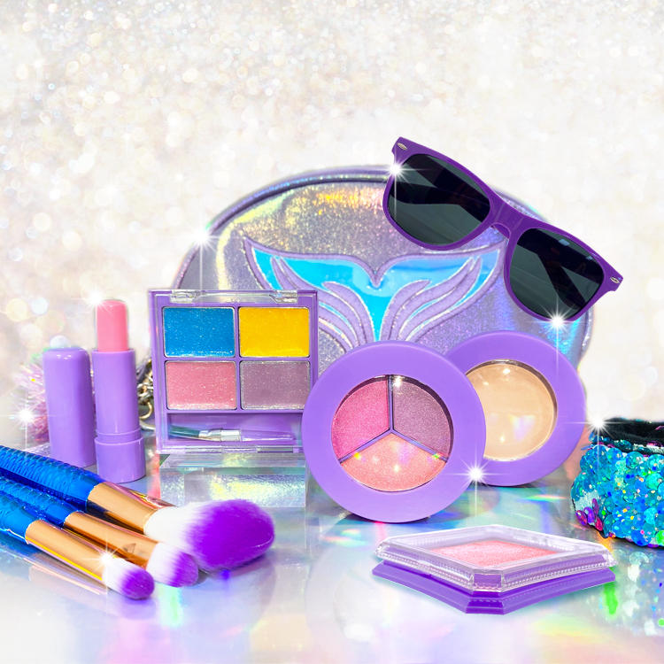How do Children's makeup sets promote self-expression and confidence in kids?